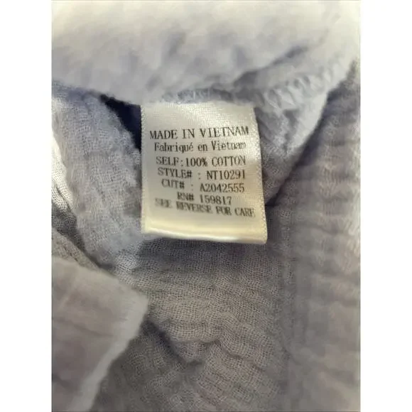 Altar’d State - Women’s Dusty Blue Soft Texured Button-up Blouse - Size Large - Picture 5 of 6